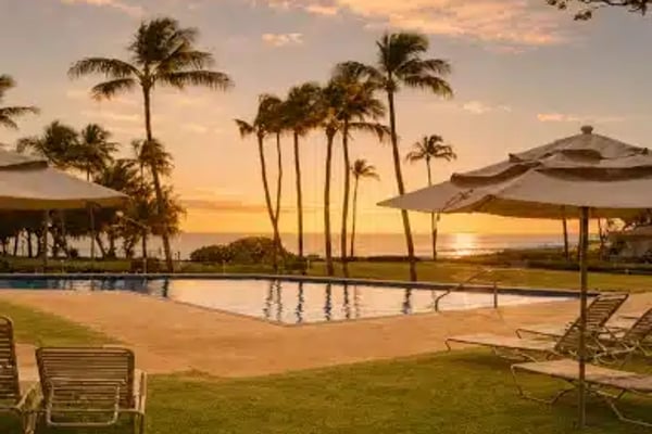 Manualoha Resort Pool